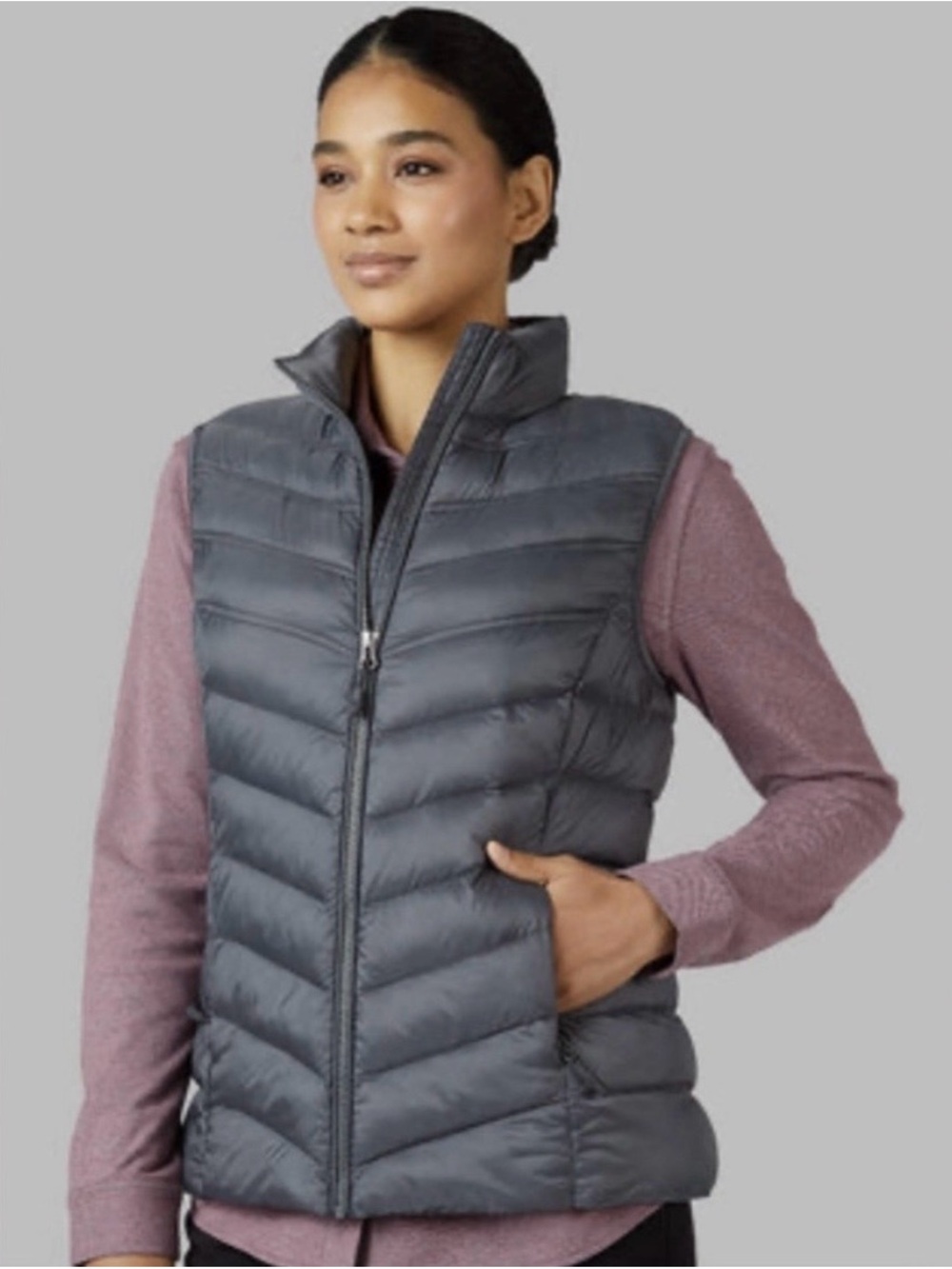 32 Degrees Woman's Puffer Vest Grey Size Small NWT